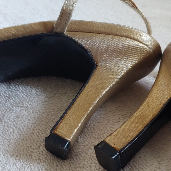 Stuart Weitzman heels sz. 6B - Picture 8 of 12